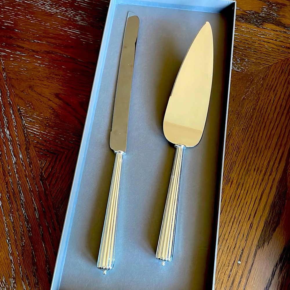Waterford Monique Lhuillier Wedding Cake Server and Knife set